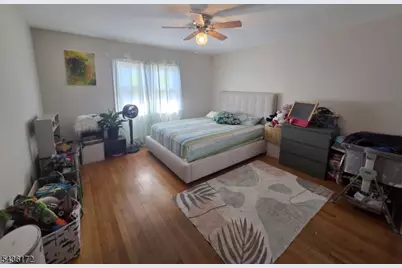 360 New York Ave, Lyndhurst Township, NJ 07071 - Photo 8