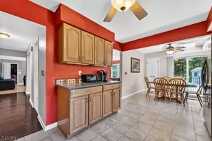 1 Wyckoff Way, Hillsborough Township, NJ 08844 - Photo 10