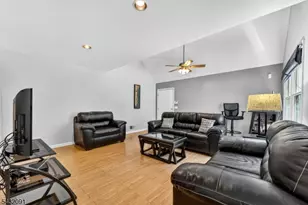 1 Wyckoff Way, Hillsborough Township, NJ 08844 - Photo 18