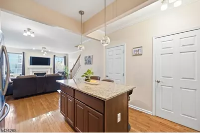 424 Hartford Dr, Nutley, NJ 07110 - Photo 20