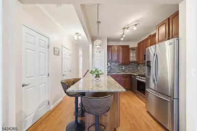 424 Hartford Dr, Nutley, NJ 07110 - Photo 18