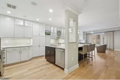 48 S Park St #215, Montclair, NJ 07042 - Photo 12