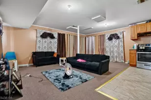 26 Clinton Pl, Newark, NJ 07108 - Photo 6