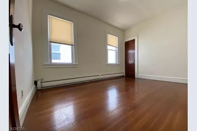 1353 Alina St, Elizabeth, NJ 07208 - Photo 4