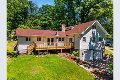 24 Skytop Rd, Washington Township, NJ 07853 - Photo 38