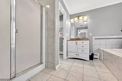 24 Skytop Rd, Washington Township, NJ 07853 - Photo 20