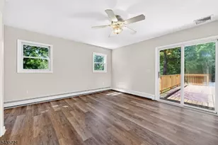 24 Sky Top Rd, Washington Township, NJ 07853 - Photo 10