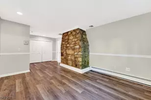 24 Sky Top Rd, Washington Township, NJ 07853 - Photo 26