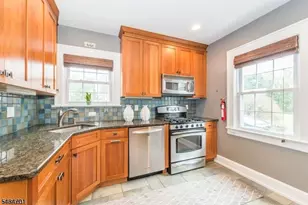 2 Inness Pl, Glen Ridge, NJ 07028 - Photo 8