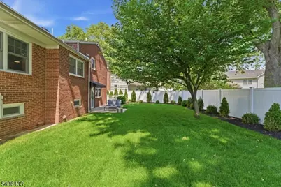 6 Davis St, Cranford Township, NJ 07016 - Photo 38