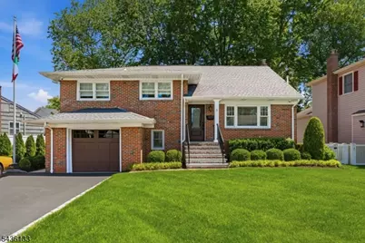 6 Davis St, Cranford Township, NJ 07016 - Photo 2