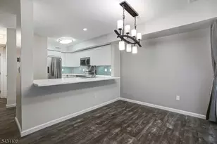 7 Sussex Ct, Bedminster Township, NJ 07921 - Photo 16