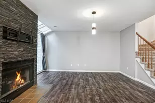 7 Sussex Ct, Bedminster Township, NJ 07921 - Photo 6