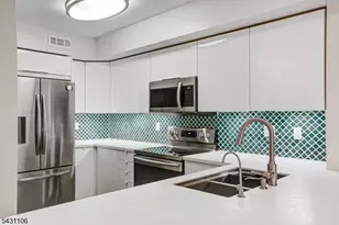 7 Sussex Ct, Bedminster Township, NJ 07921 - Photo 14