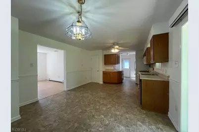 23 Elm St, Oxford Township, NJ 07863 - Photo 6