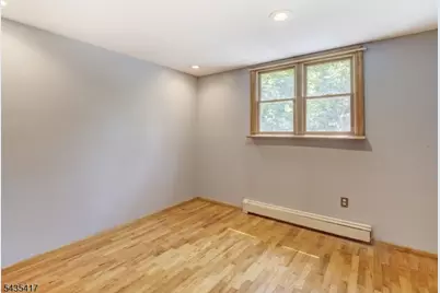 38 Orchard Dr, Vernon, NJ 07462 - Photo 16