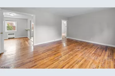 4 Colfax Manor #4D, Roselle Park, NJ 07204 - Photo 4