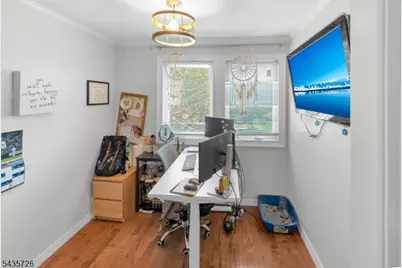 56 Ridgefield Ave, Ridgefield, NJ 07660 - Photo 16