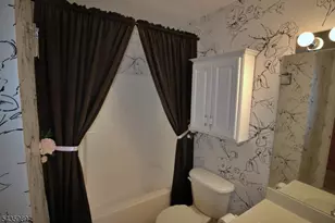 34 Chanda Ct, Clifton, NJ 07012 - Photo 16