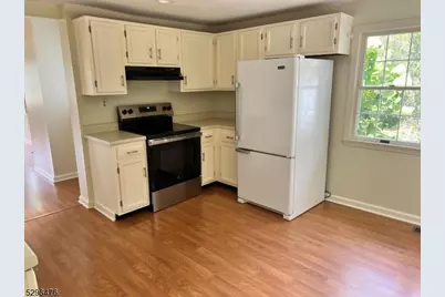 1531 Larger Cross Rd #6, Bedminster Township, NJ 07931 - Photo 8