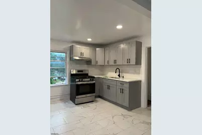 656 E 24th St, Paterson, NJ 07504 - Photo 6