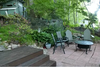 162 Lakeside Dr, Liberty Township, NJ 07823 - Photo 6