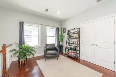 102 E Emerson Ave, Rahway, NJ 07065 - Photo 2