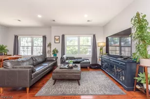 102 E Emerson Ave, Rahway, NJ 07065 - Photo 10