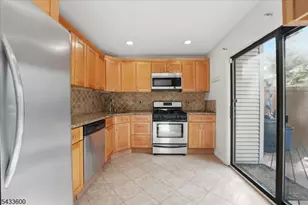 2 Veros Ln, Franklin Township, NJ 08823 - Photo 10