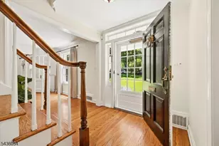 75 Club Dr, New Providence, NJ 07901 - Photo 4
