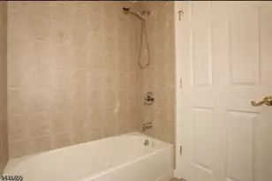 10 Terrace Ave, Hasbrouck Heights, NJ 07604 - Photo 20
