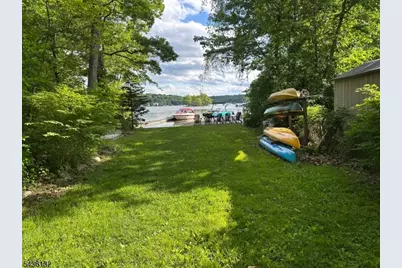 1 Dorel Rd, Hopatcong, NJ 07821 - Photo 6