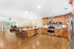 8 Robin Rd, Somerville, NJ 08876 - Photo 6