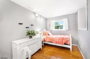 8 Robin Rd, Somerville, NJ 08876 - Photo 16