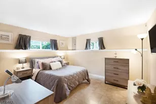 8 Robin Rd, Somerville, NJ 08876 - Photo 20