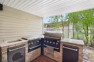 8 Robin Rd, Somerville, NJ 08876 - Photo 26