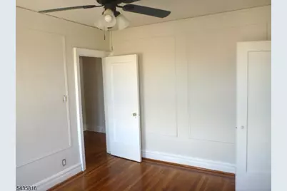 9 Vernon Ave #3, Newark, NJ 07108 - Photo 6