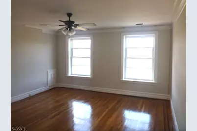 9 Vernon Ave #3, Newark, NJ 07108 - Photo 4