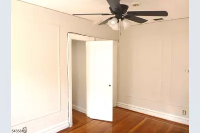 9 Vernon Ave #3, Newark, NJ 07108 - Photo 8