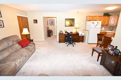 199 North Beverwyck Rd. A- #3, Parsippany, NJ 07034 - Photo 4