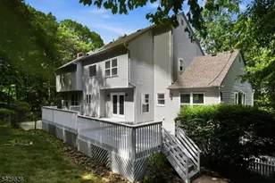 20 Indian Run Rd, Washington Township, NJ 07853 - Photo 46