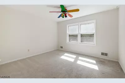 20 Indian Run Rd, Washington Township, NJ 07853 - Photo 34