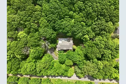 20 Indian Run Rd, Washington Township, NJ 07853 - Photo 2