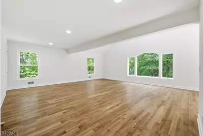 20 Indian Run Rd, Washington Township, NJ 07853 - Photo 24