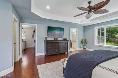 27 Burlington Rd, Berkeley Heights Township, NJ 07974 - Photo 16