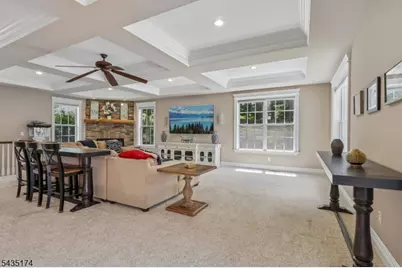 27 Burlington Rd, Berkeley Heights Township, NJ 07974 - Photo 10