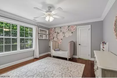 27 Burlington Rd, Berkeley Heights Township, NJ 07974 - Photo 32