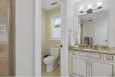27 Burlington Rd, Berkeley Heights Township, NJ 07974 - Photo 18