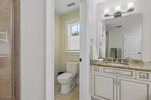 27 Burlington Rd, Berkeley Heights Township, NJ 07974 - Photo 18