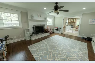 27 Burlington Rd, Berkeley Heights Township, NJ 07974 - Photo 8
